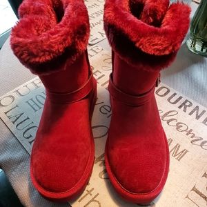 Lamo Red Suede Boots Size 9